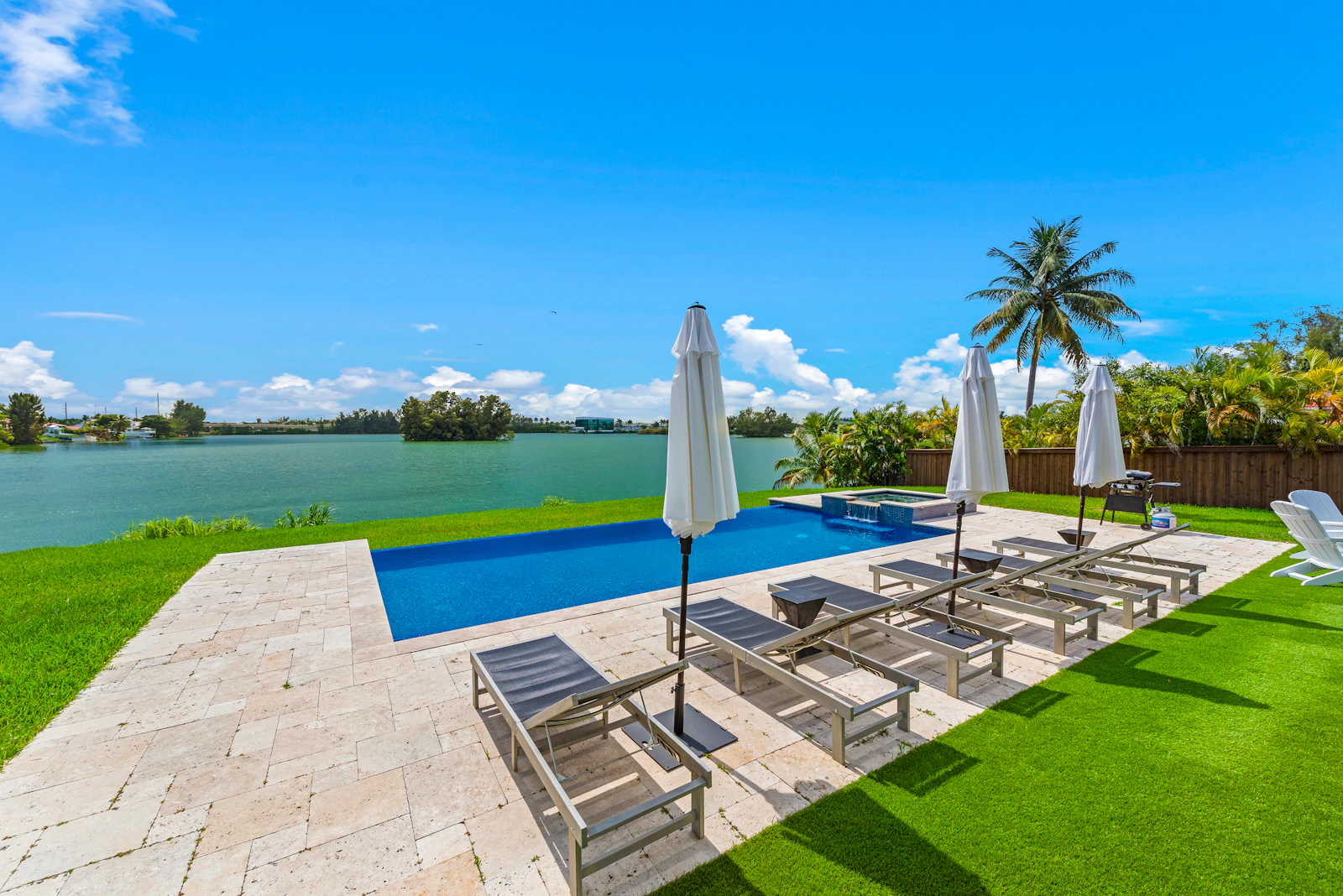 Villa Lago — photo 36