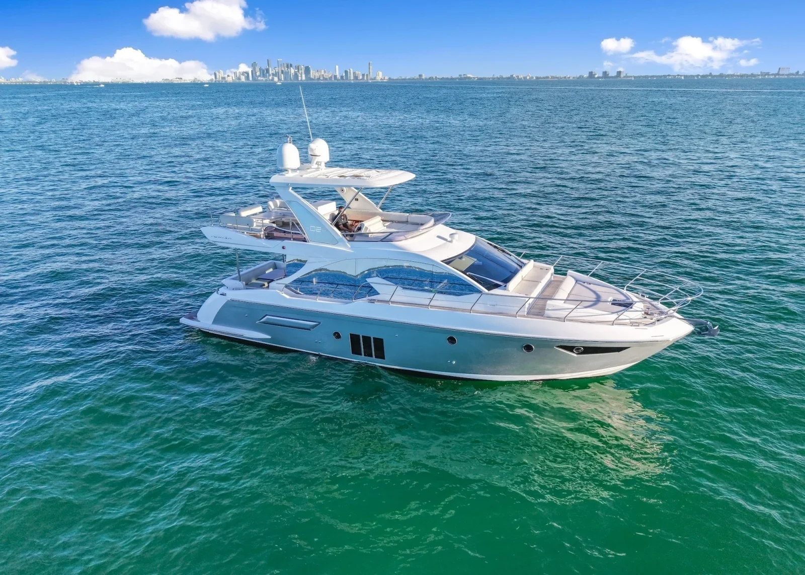 50 ft Azimut Fly