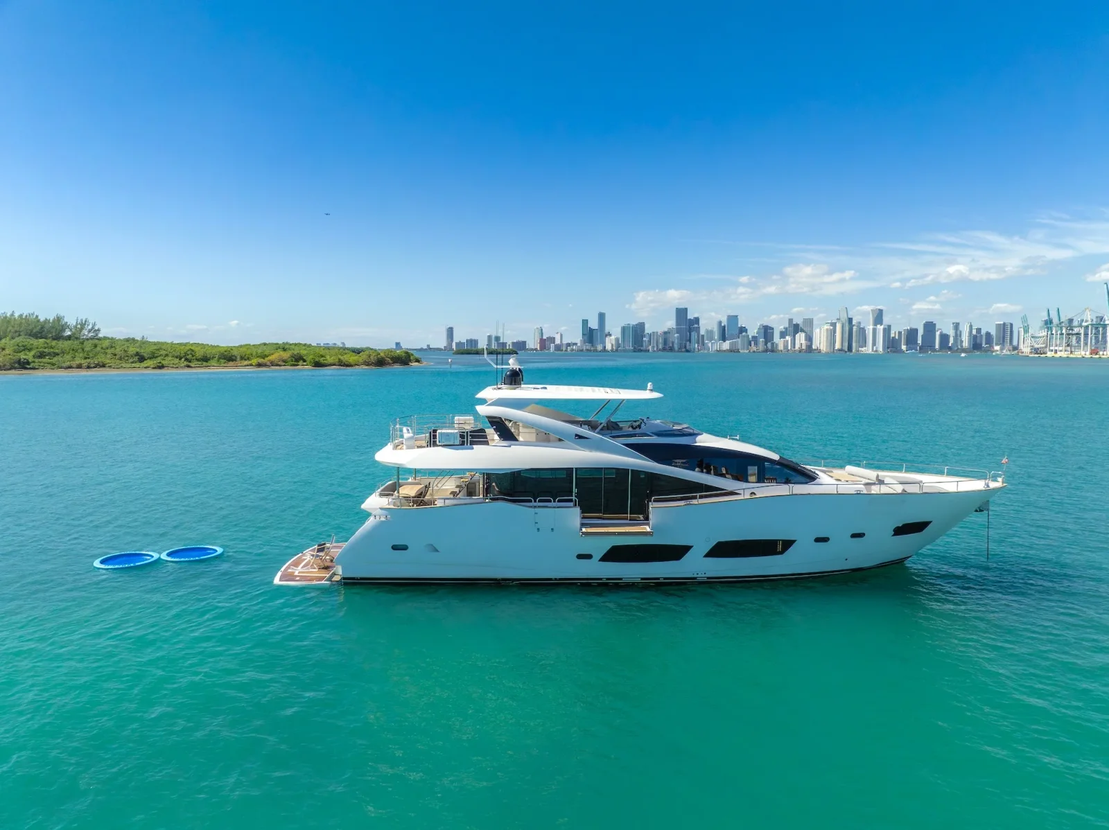 92 ft Sunseeker