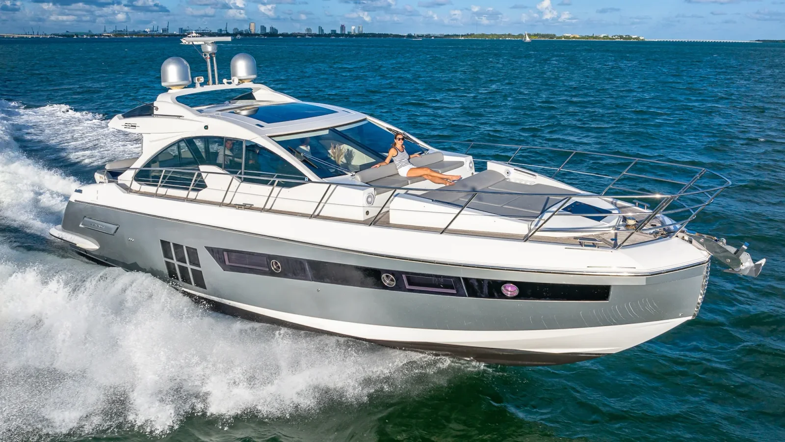 55 ft Azimut Sport
