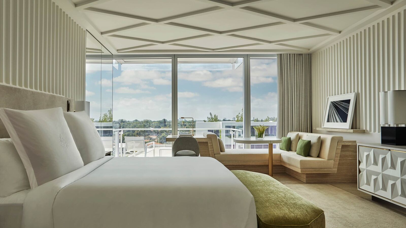 Deluxe Surfside room