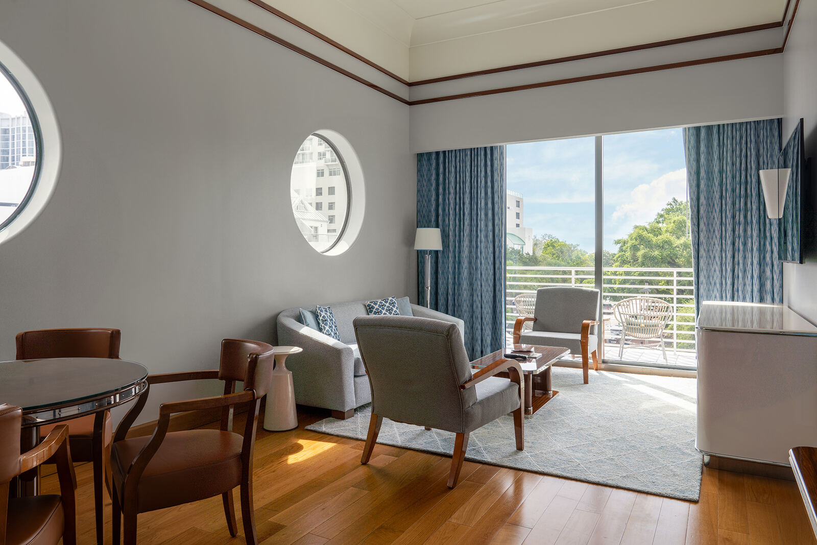 Classic corner room seating area
