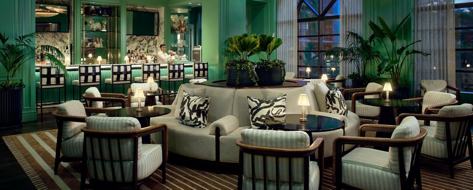 Silver Palm bar