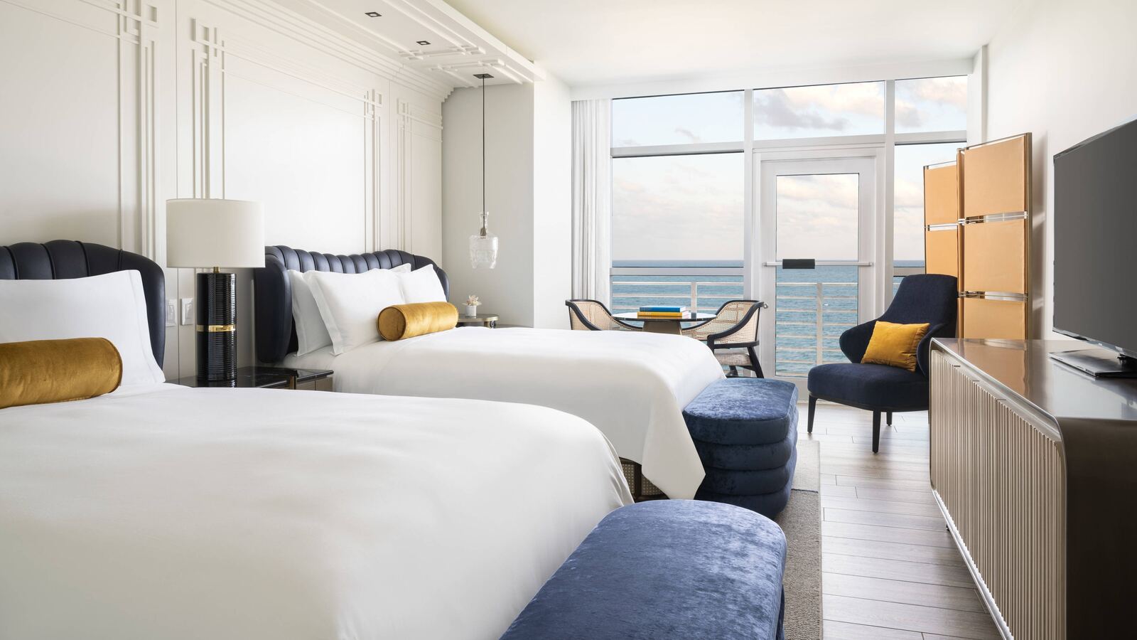 King room facing the ocean