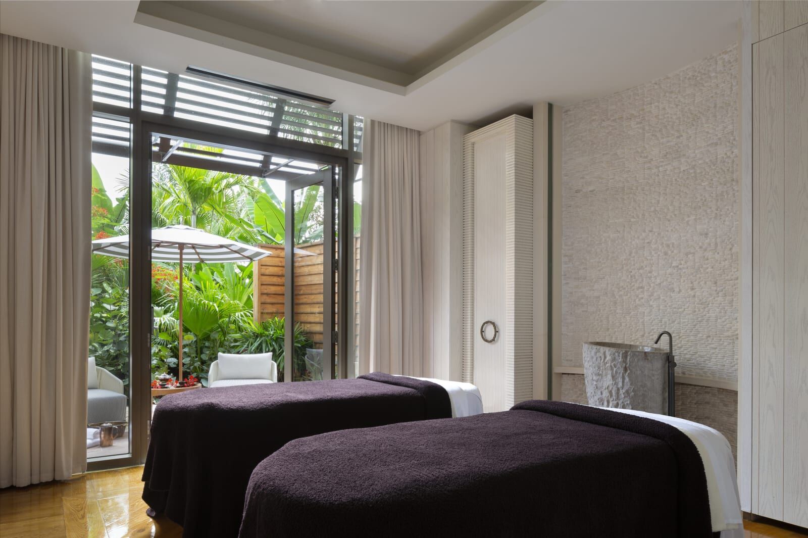 Spa treatment room for two