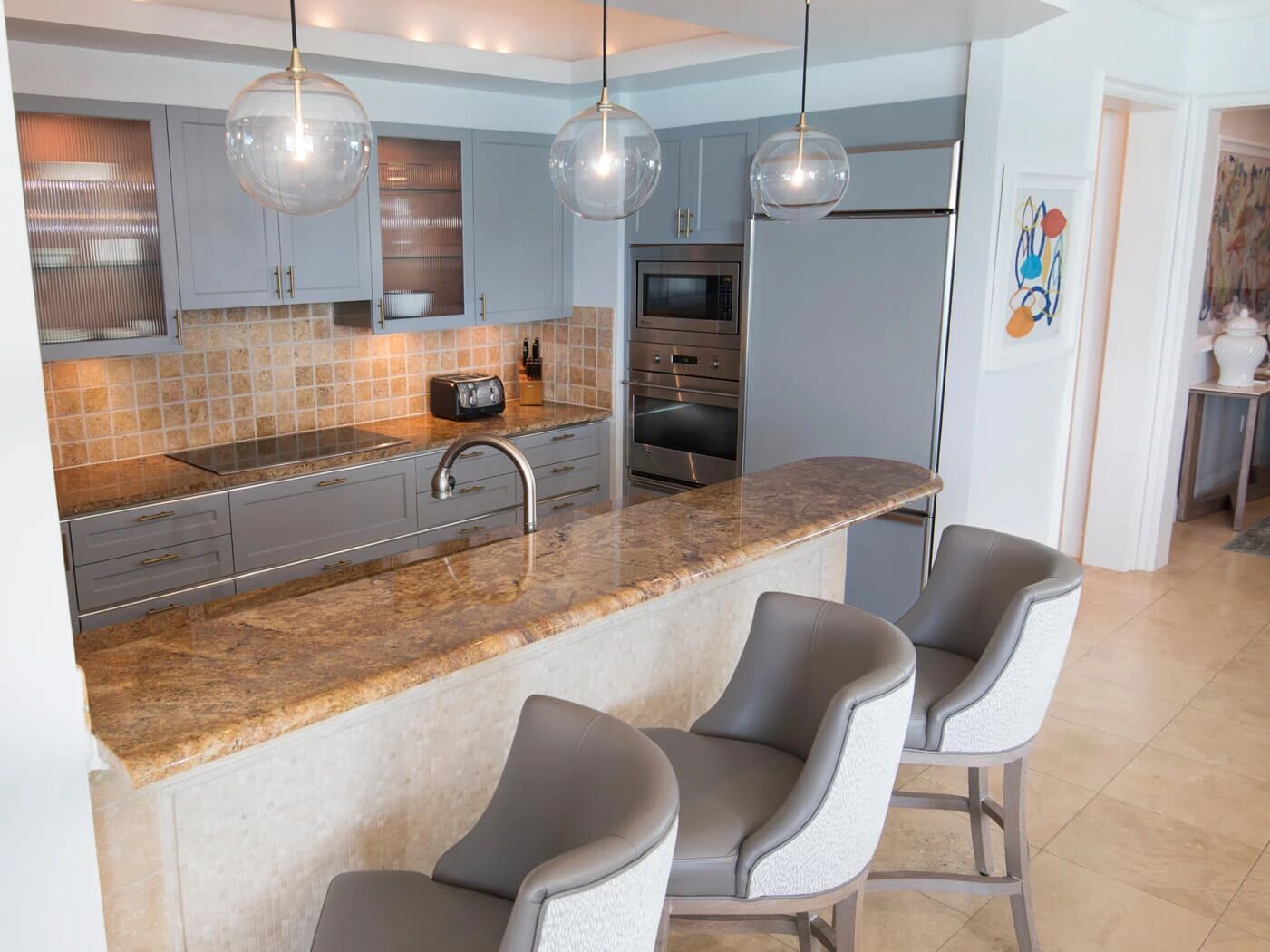 Kitchen with a breakfast bar